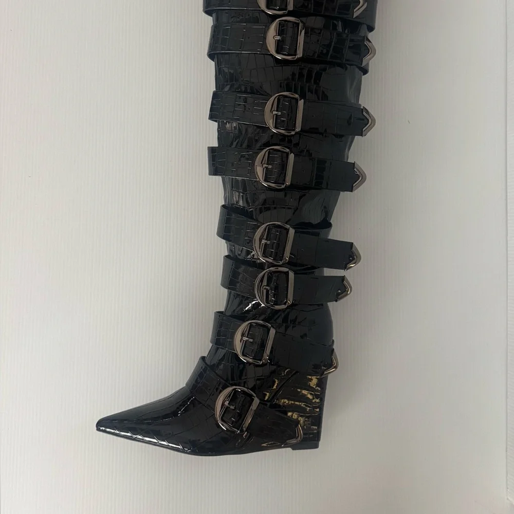 Black Croc Embossed Buckle Knee High Boots – CINZIA Goth Festival
